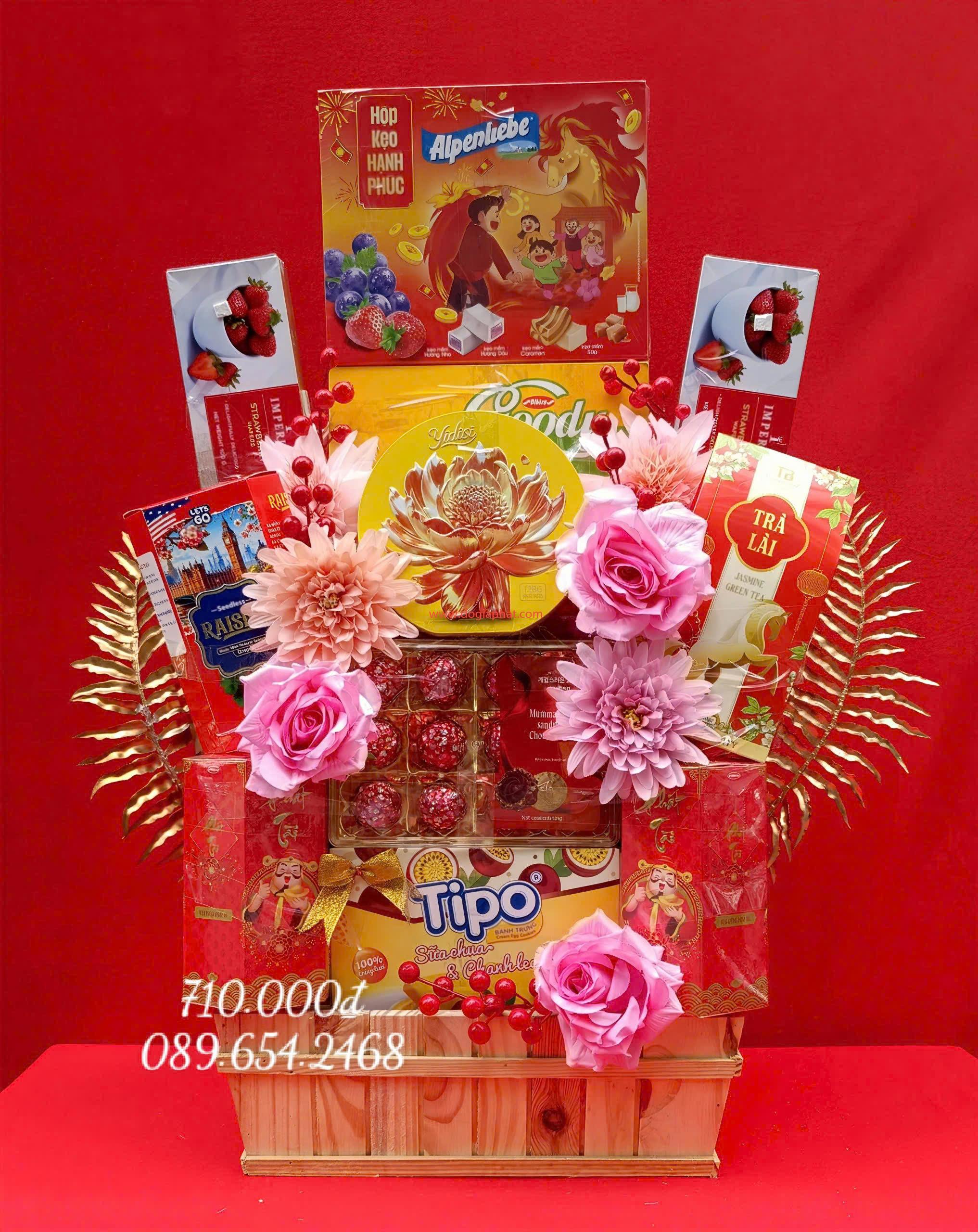 GIỎ QUÀ TẾT GIÁ 710.000 VND (BAO VAT) 