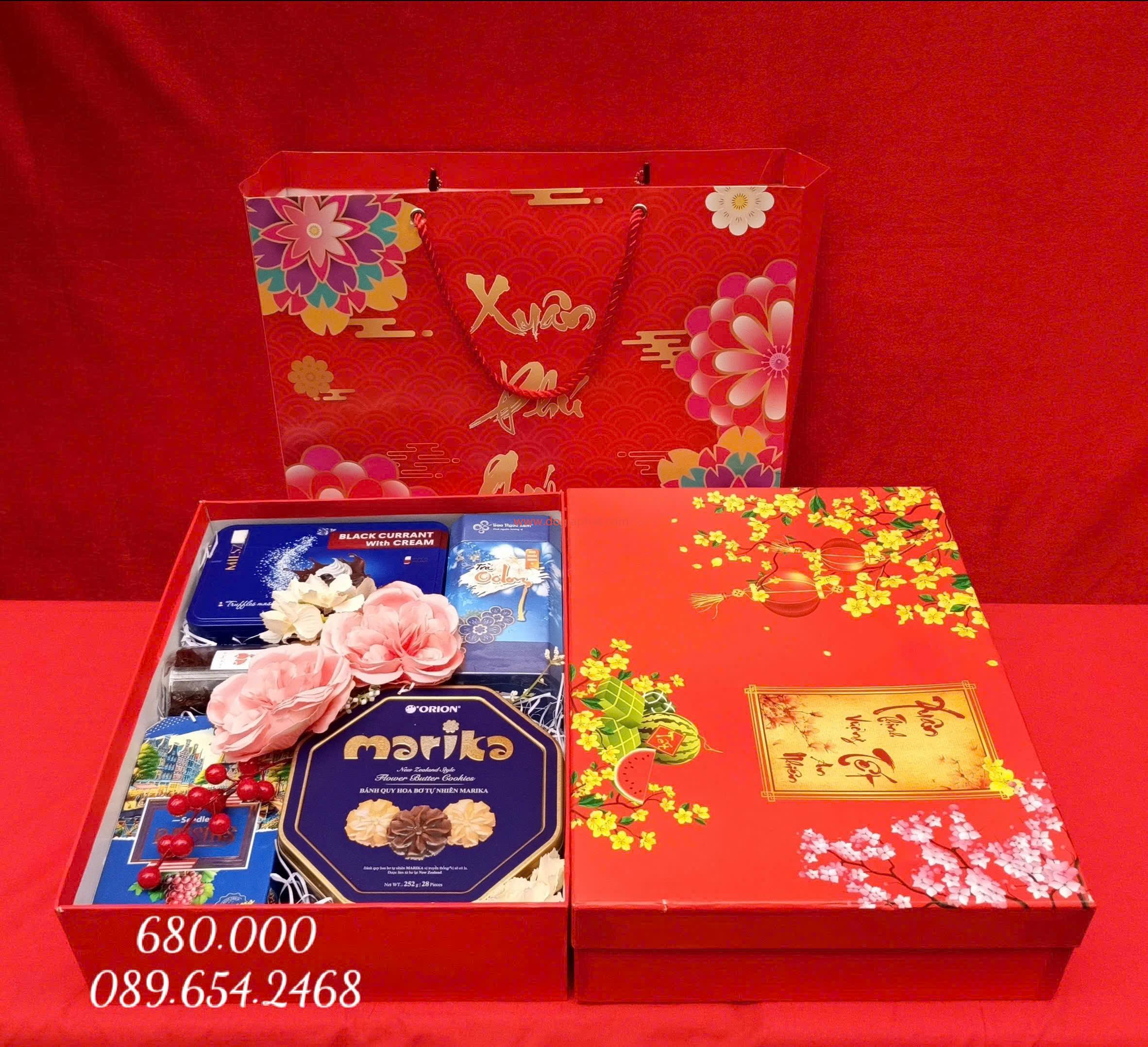 HỘP QUÀ TẾT GIÁ 680.000 VND 