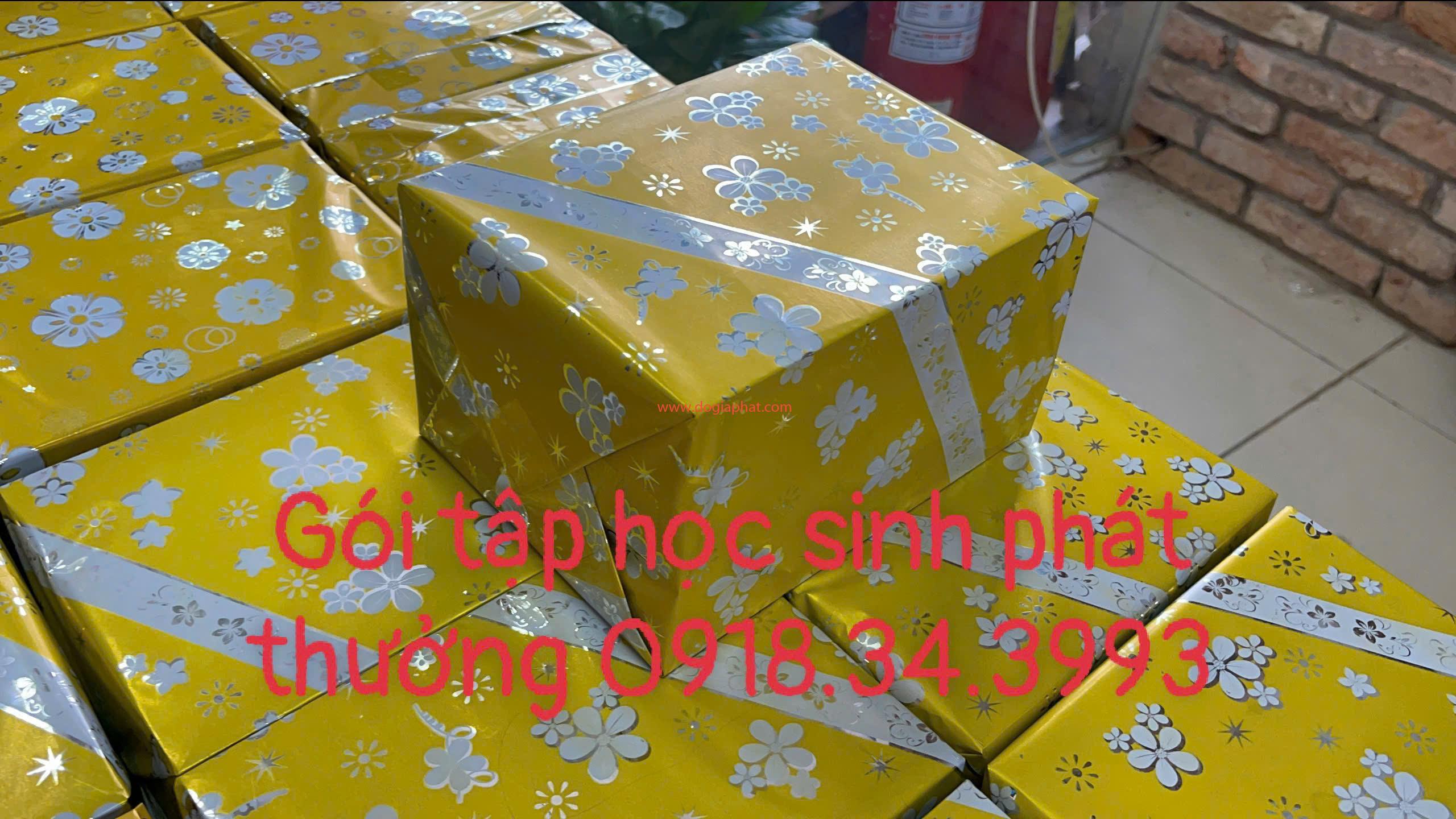 Nhận sản xuất tập học sinh có gói quà phát thưởng theo yêu cầu 