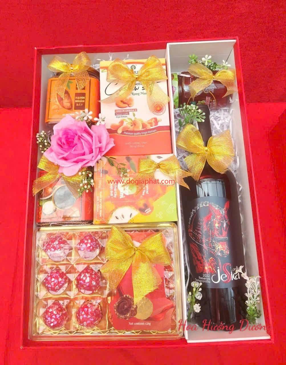 HỘP QUÀ TẾT CAO CẤP 
